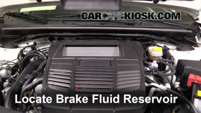 2015 Subaru WRX Limited 2.0L 4 Cyl. Turbo Liquide de frein Contrôler le niveau de liquide de frein